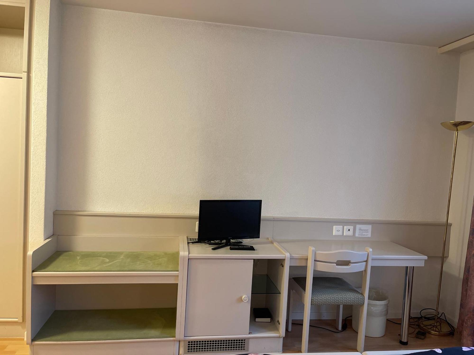 Hotel Les Berges Chippis Kültér fotó